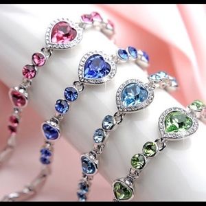 Beautiful bracelets new lot of 3